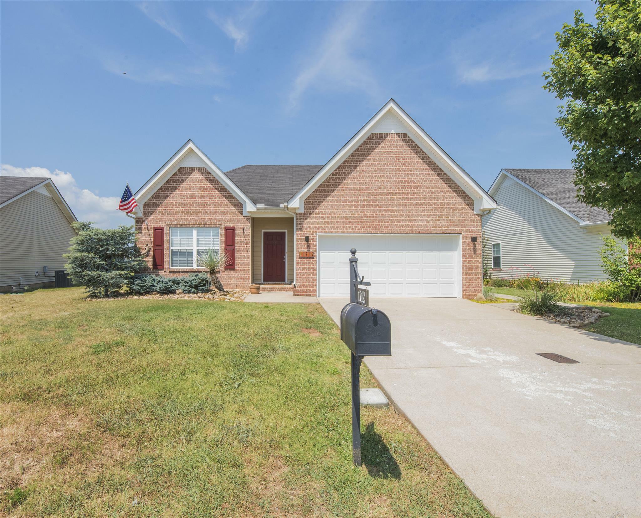 Property Photo:  1712 Teresa Ln  TN 37128 