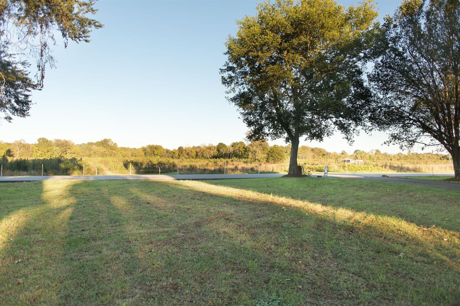 Property Photo: 806 Mires Rd TN 37122