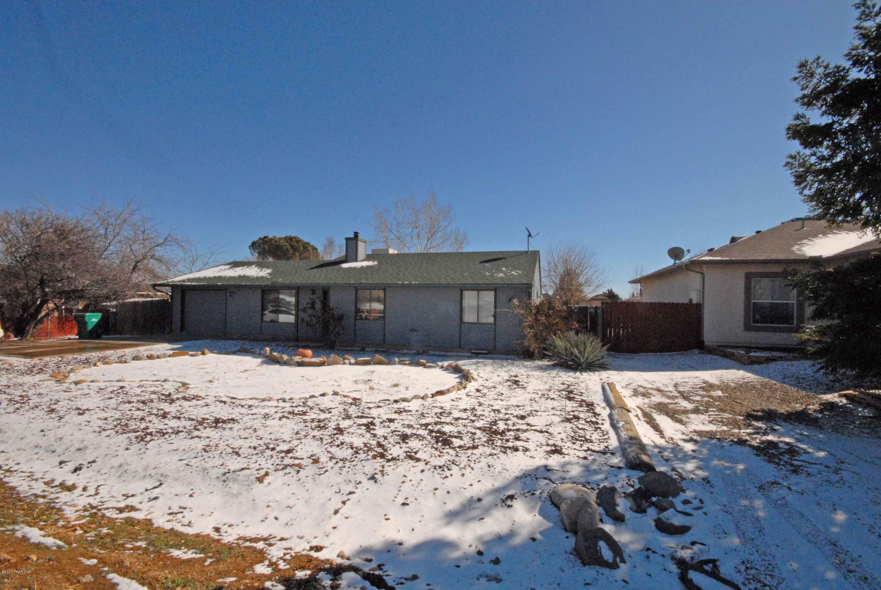 Property Photo:  2811 N Date Creek Drive  AZ 86314 