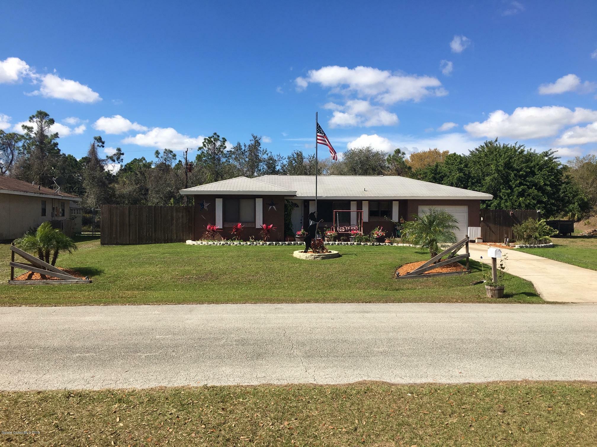 Property Photo:  1108 Genesee Avenue SE  FL 32909 