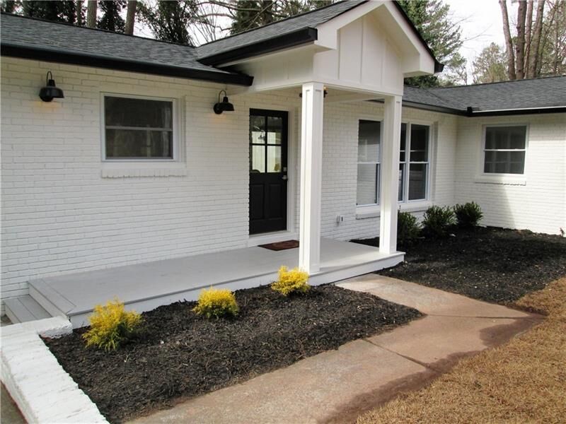 Property Photo:  3896 Longview Drive   30341 