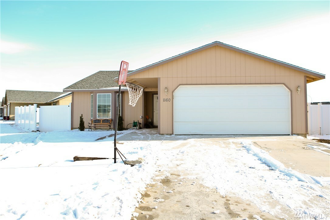 1160 E Cypress Street  Othello WA 99344 photo