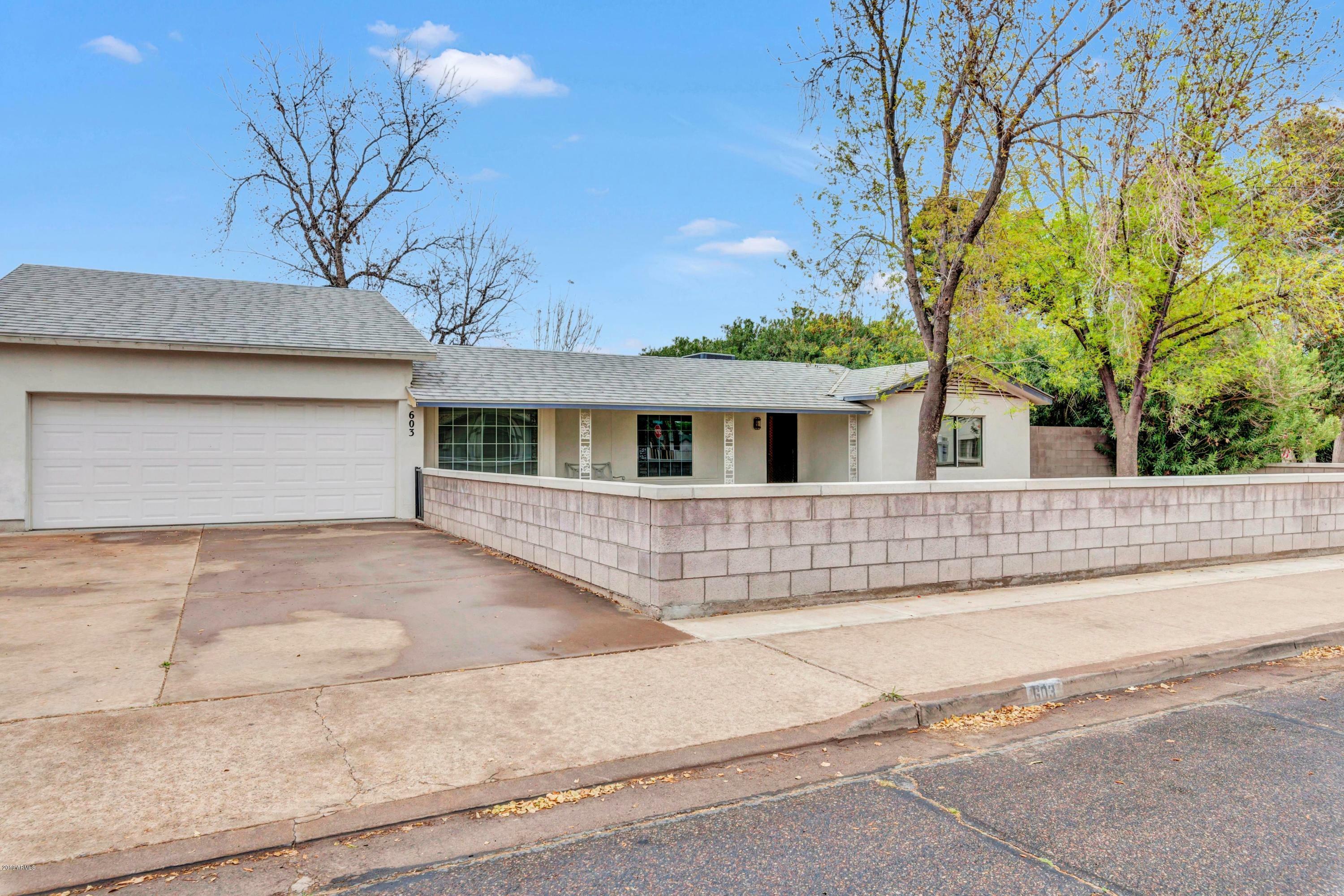 Property Photo:  603 N Orange Street N  AZ 85201 