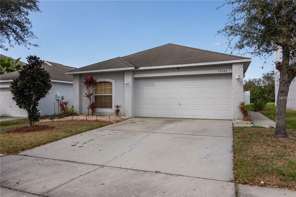 Property Photo: 13509 Padron Court FL 33579