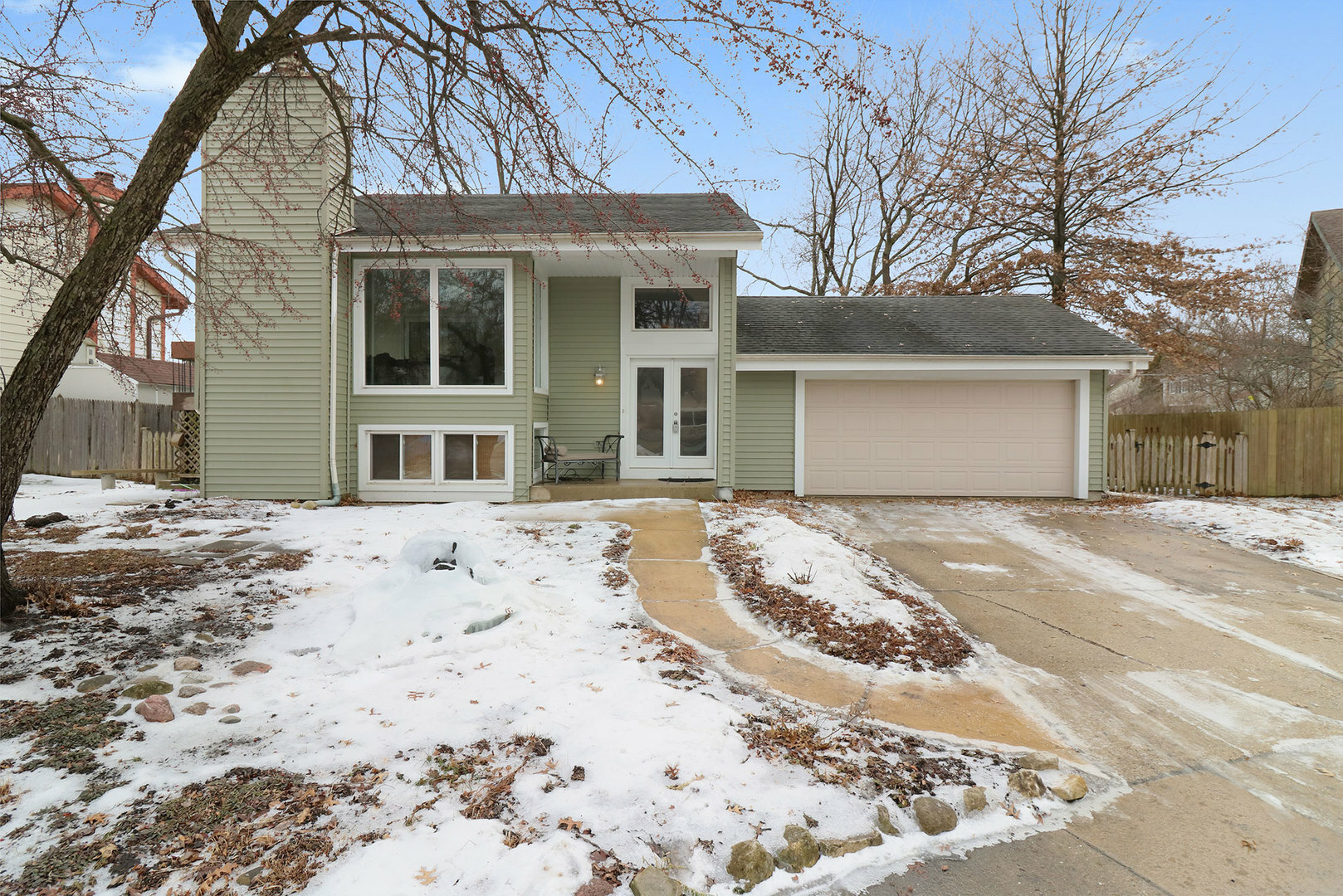 Property Photo:  30W143 Arlington Court  IL 60555 