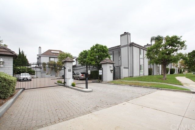 Property Photo: 367 Alta Vista Street CA 92870
