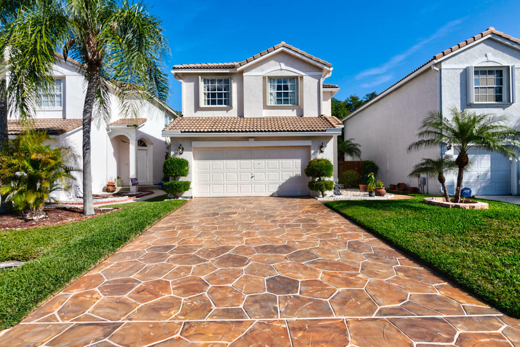 Property Photo: 6805 Sugarloaf Key Street FL 33467
