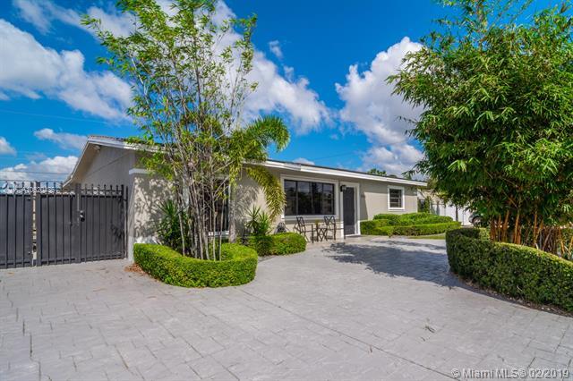 Property Photo: 7931 NW 174th Ter FL 33015