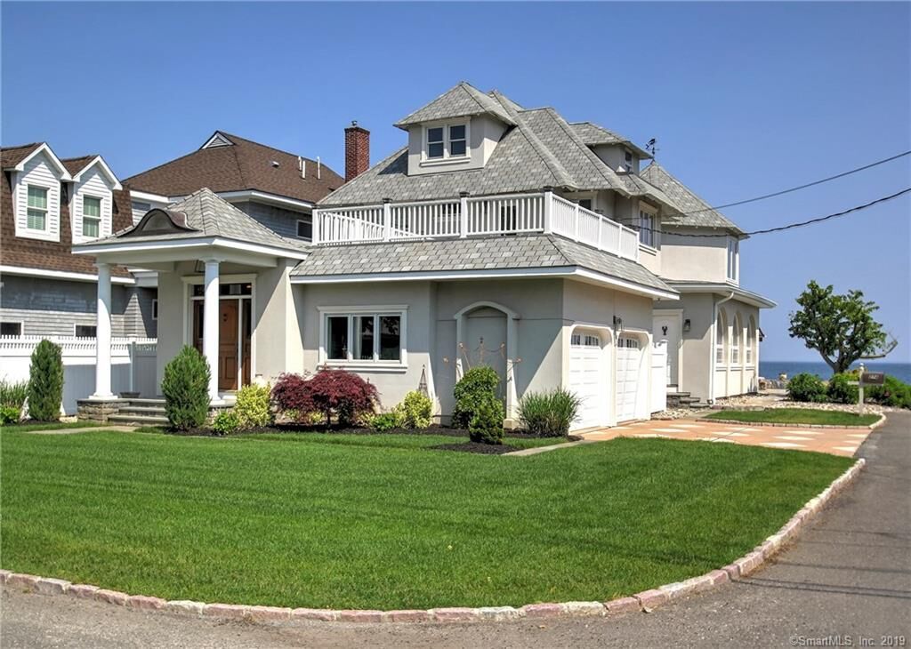 Property Photo:  274 Broadway  CT 06460 