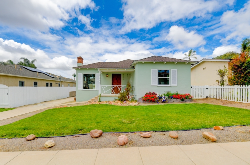 Property Photo: 4534 Natalie CA 92115