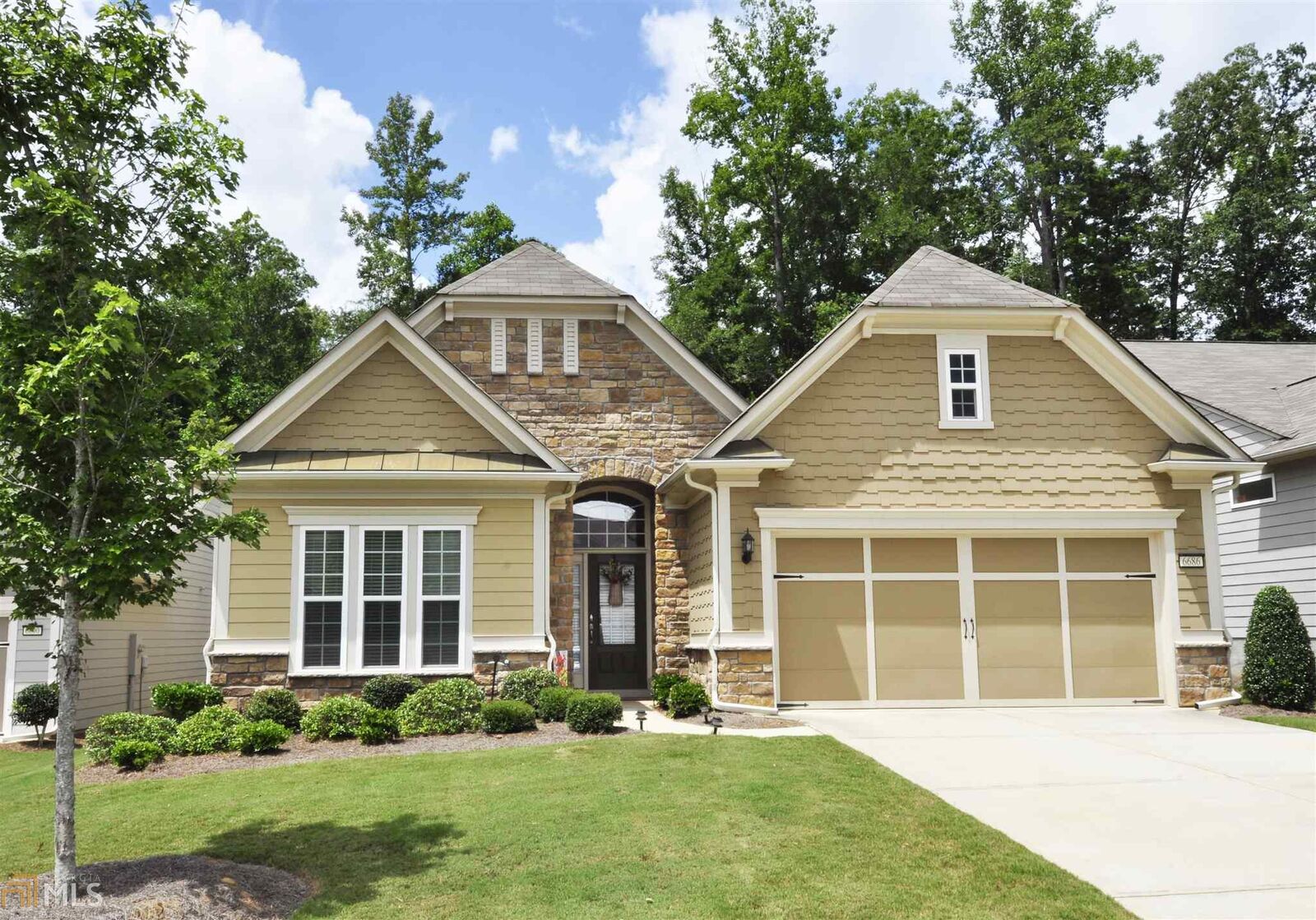 Property Photo: 6686 Fawn Meadow Ln GA 30548