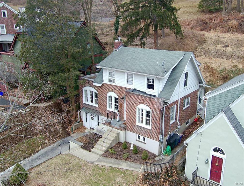 Property Photo:  256 Taylor Avenue  PA 18042 