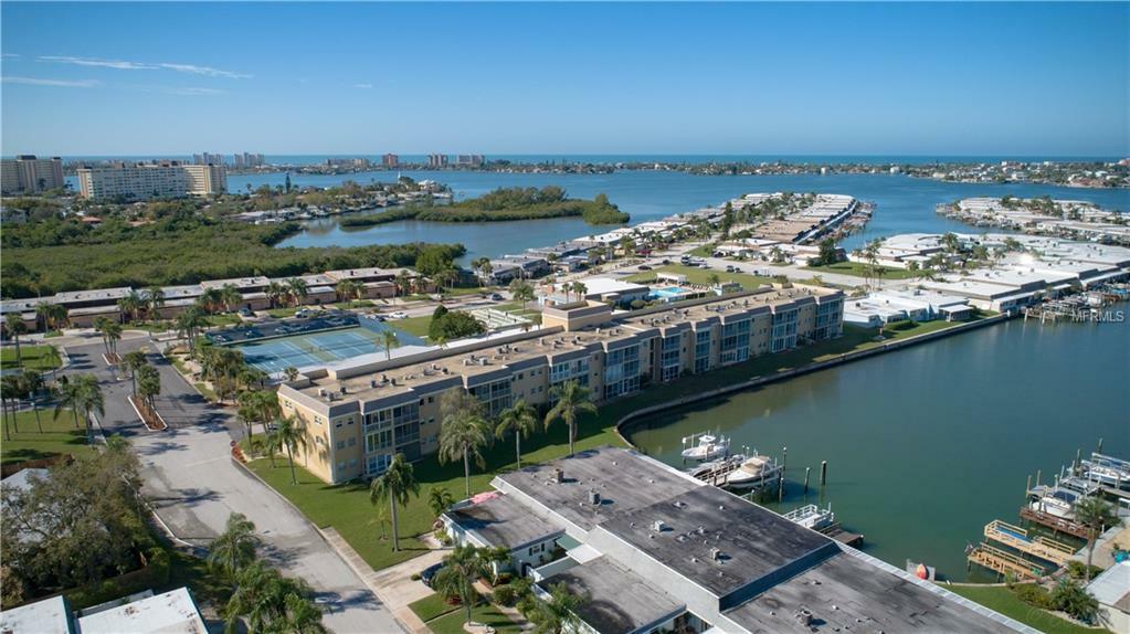 Property Photo:  1 Boca Ciega Point Boulevard 315  FL 33708 