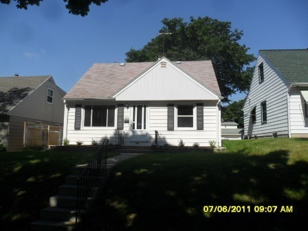 Property Photo:  2571 S 61st St  WI 53219 