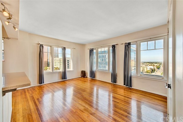 Property Photo:  360 W Ocean Boulevard 1102  CA 90802 