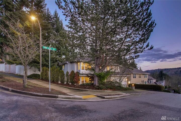 Property Photo:  6302 150th Ave SE  WA 98006 