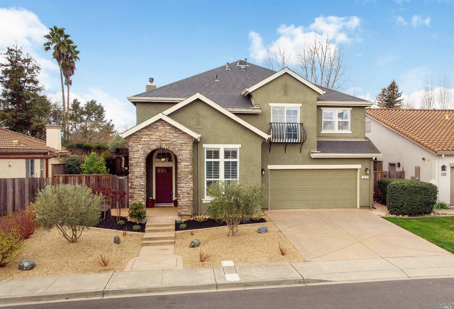 Property Photo: 119 Old Vine Way CA 94558