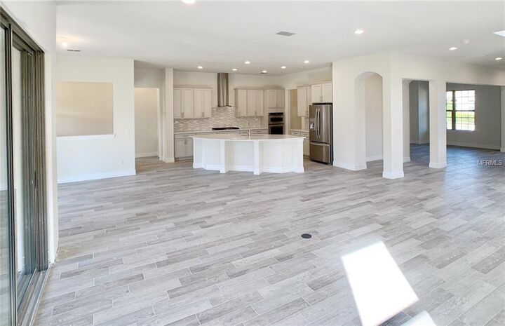 Property Photo:  10954 Savona Way  FL 32827 