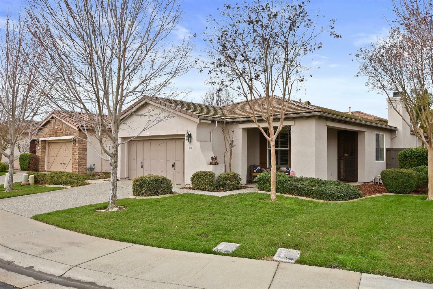 Property Photo:  321 Perazul Circle  CA 95835 