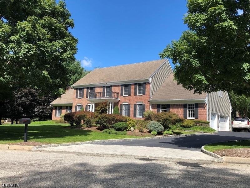 Property Photo: 4 Collette Dr NJ 07446