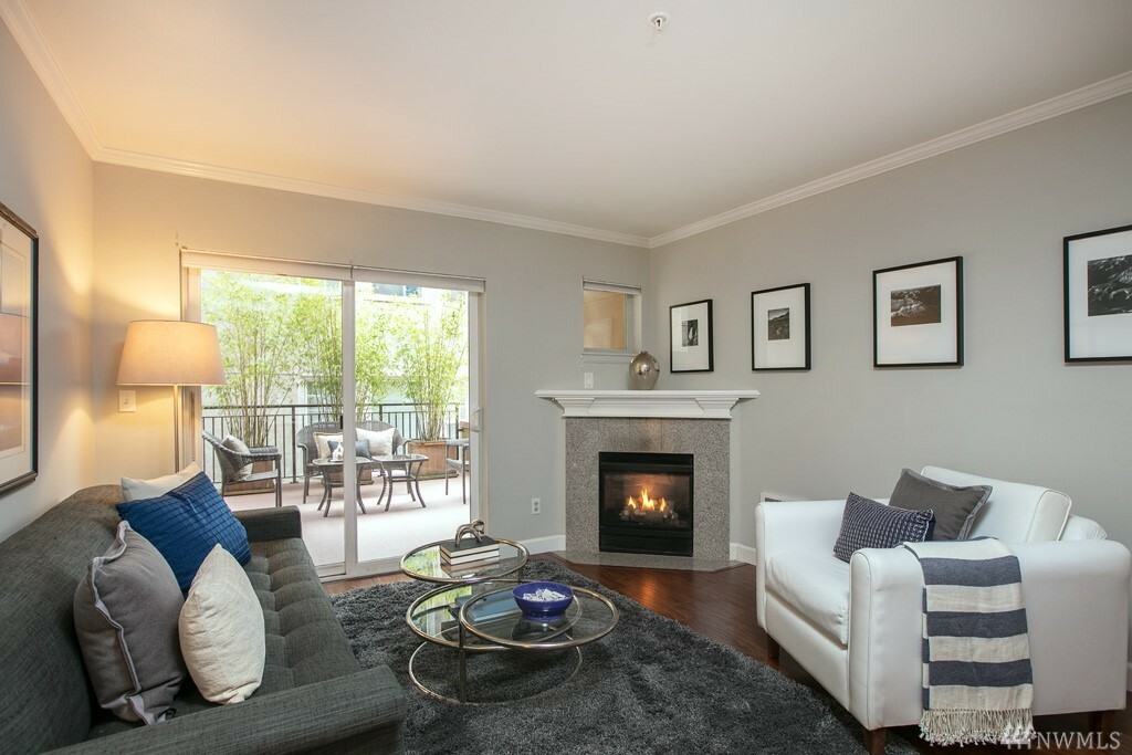 Property Photo:  1417 Queen Anne Ave N 207  WA 98109 