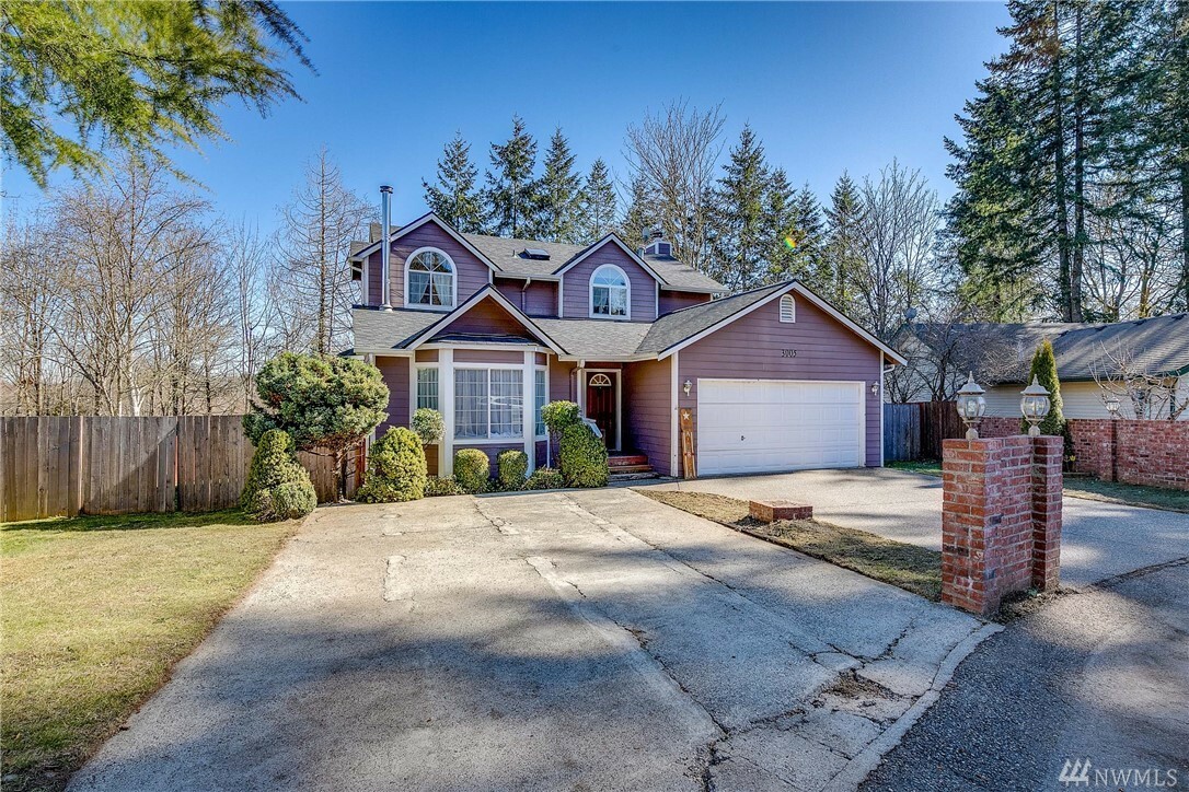 Property Photo:  3005 Parkington Place SE  WA 98366 