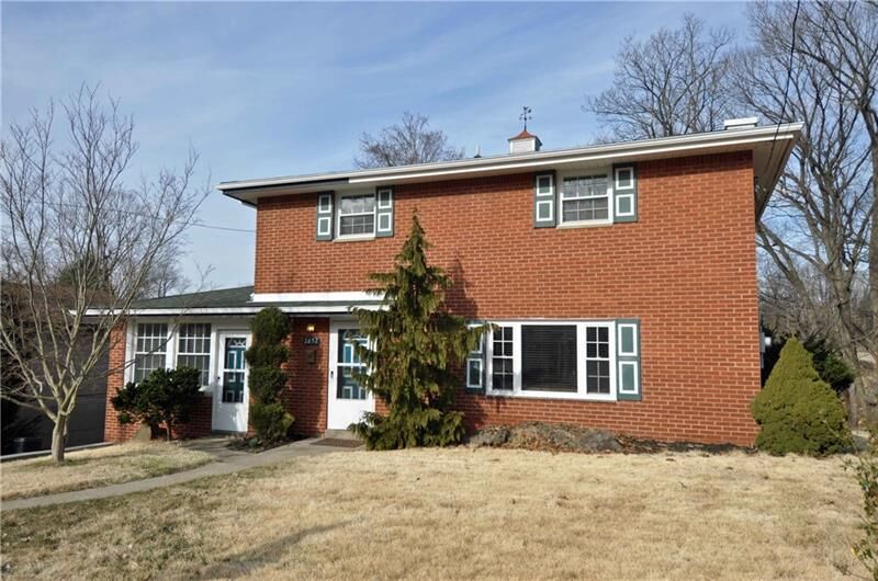 Property Photo:  1657 Galeton Dr  PA 15147 