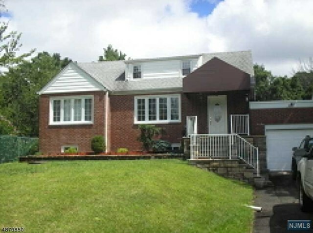 Property Photo:  245 Rifle Camp Road  NJ 07424 