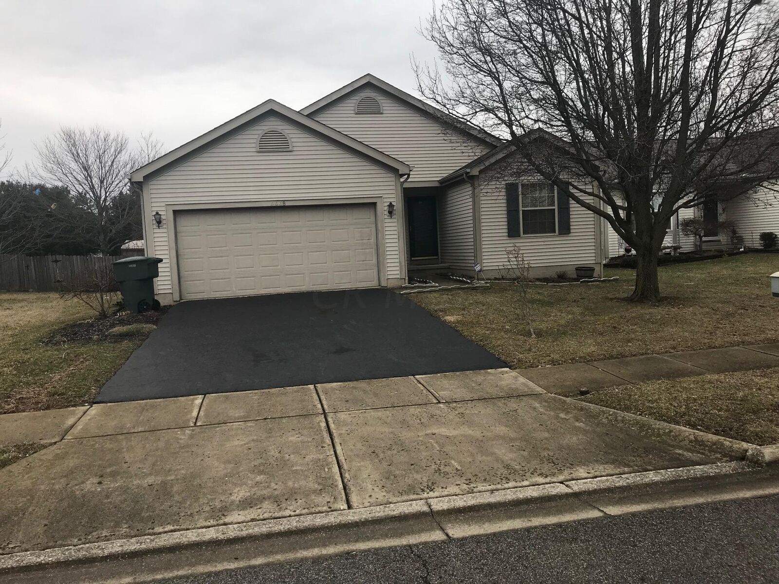Property Photo: 4468 Harston Avenue OH 43207