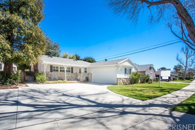 Property Photo:  6862 Claire Avenue  CA 91335 