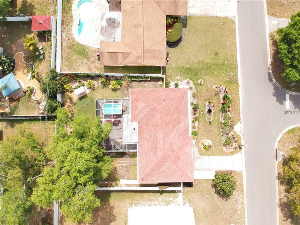 Property Photo:  657 Vine Avenue  FL 34698 