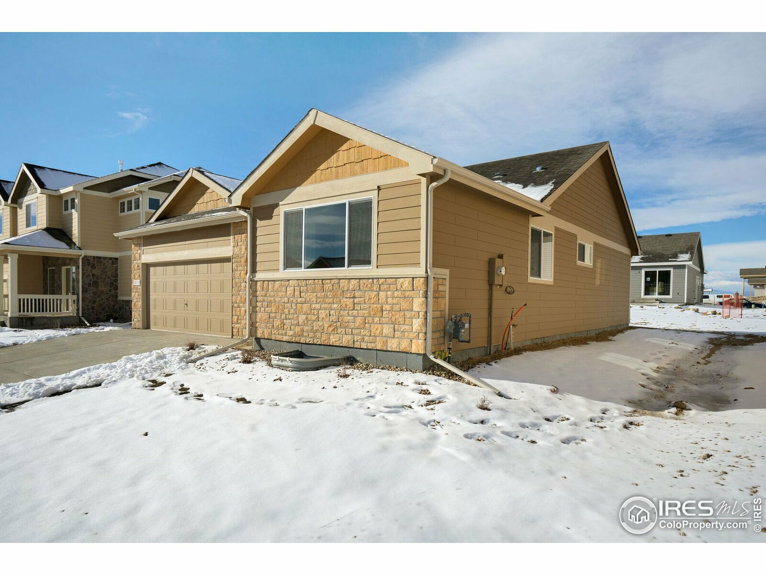 Property Photo: 264 Castle Dr CO 80550