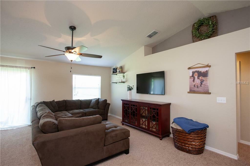 Property Photo: 34827 Redding Lane FL 33541