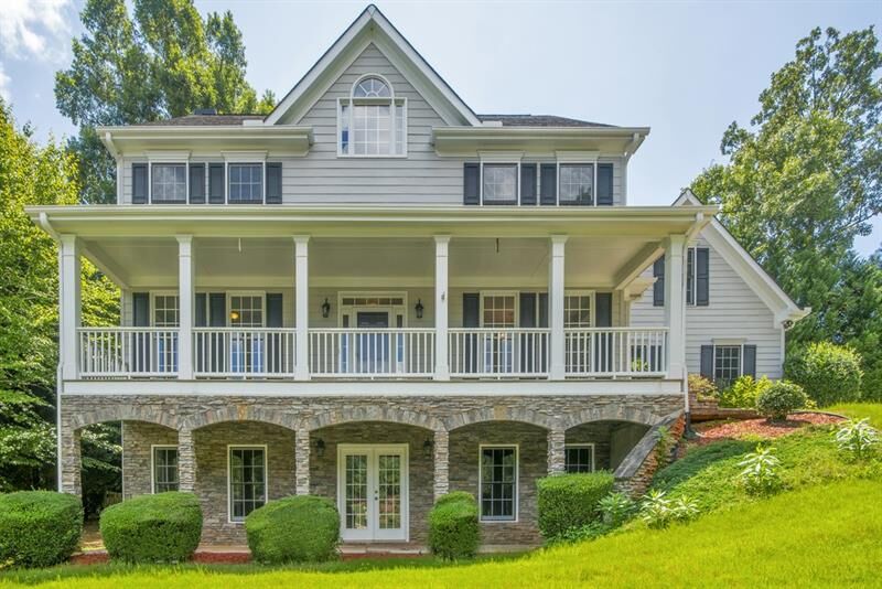 Property Photo: 202 Van Walk 30114