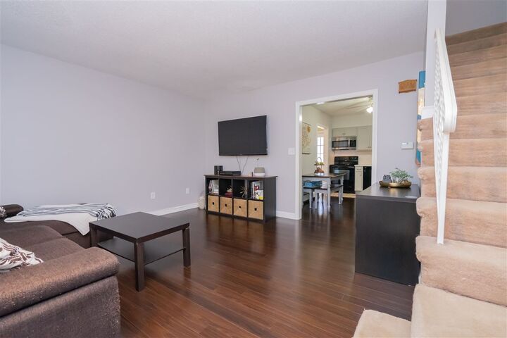 Property Photo: 136 Golfview Drive 136 NH 03102