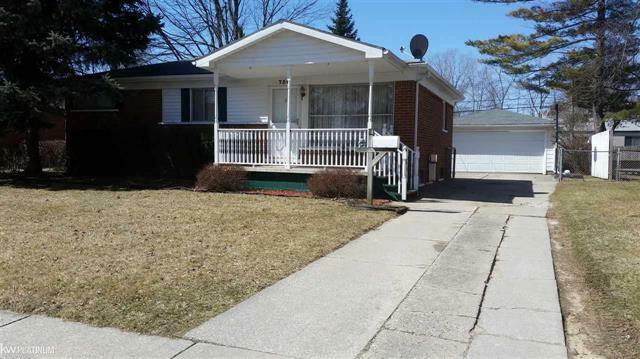 Property Photo:  750 Carolina  MI 48040 