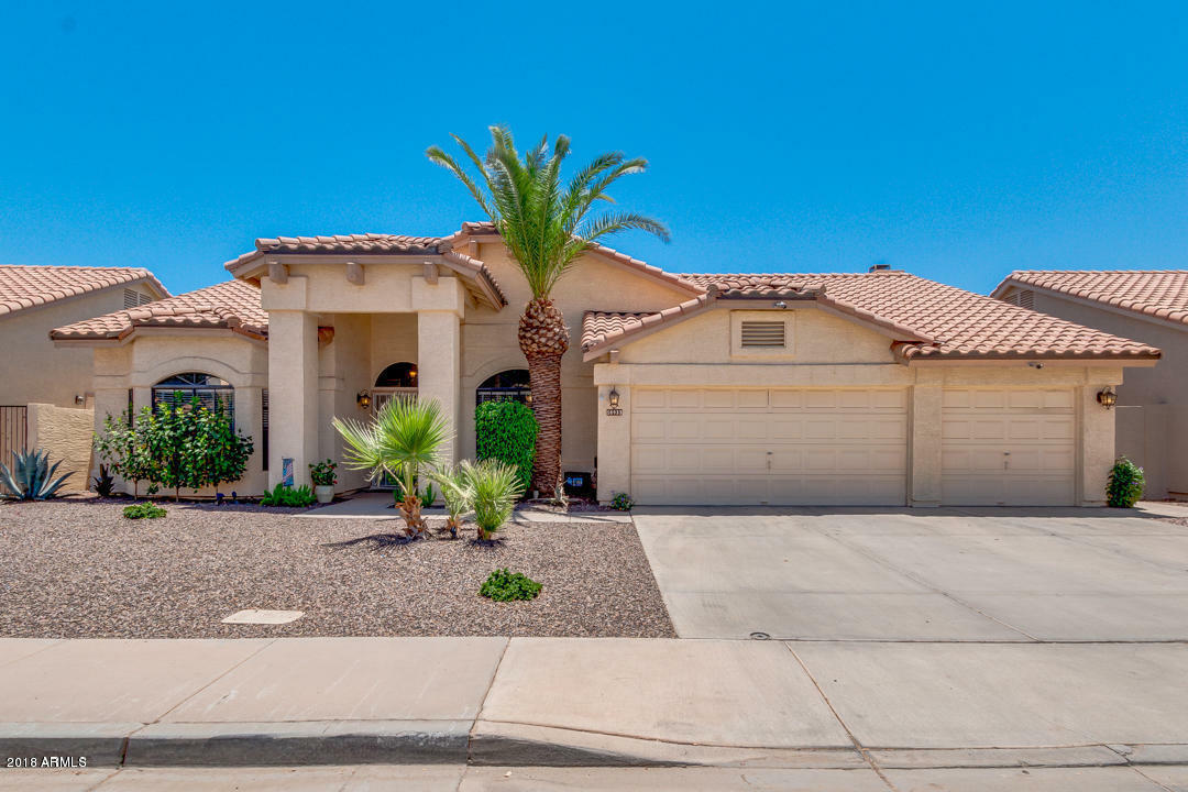 Property Photo:  10933 W Citrus Grove Way  AZ 85392 