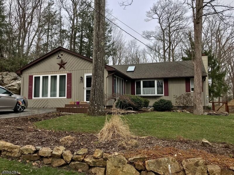 Property Photo:  20 Quinton Rd  NJ 07421 