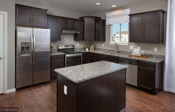 7877 W 205th Street W  Lakeville MN 55044 photo