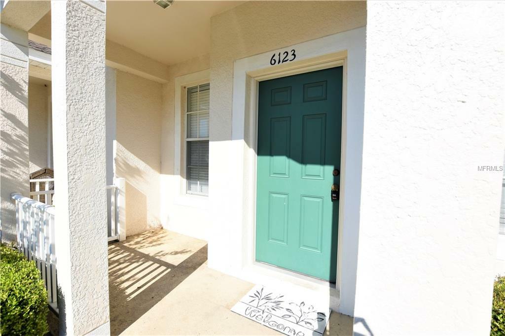 Property Photo:  6123 Olivedale Drive  FL 33569 