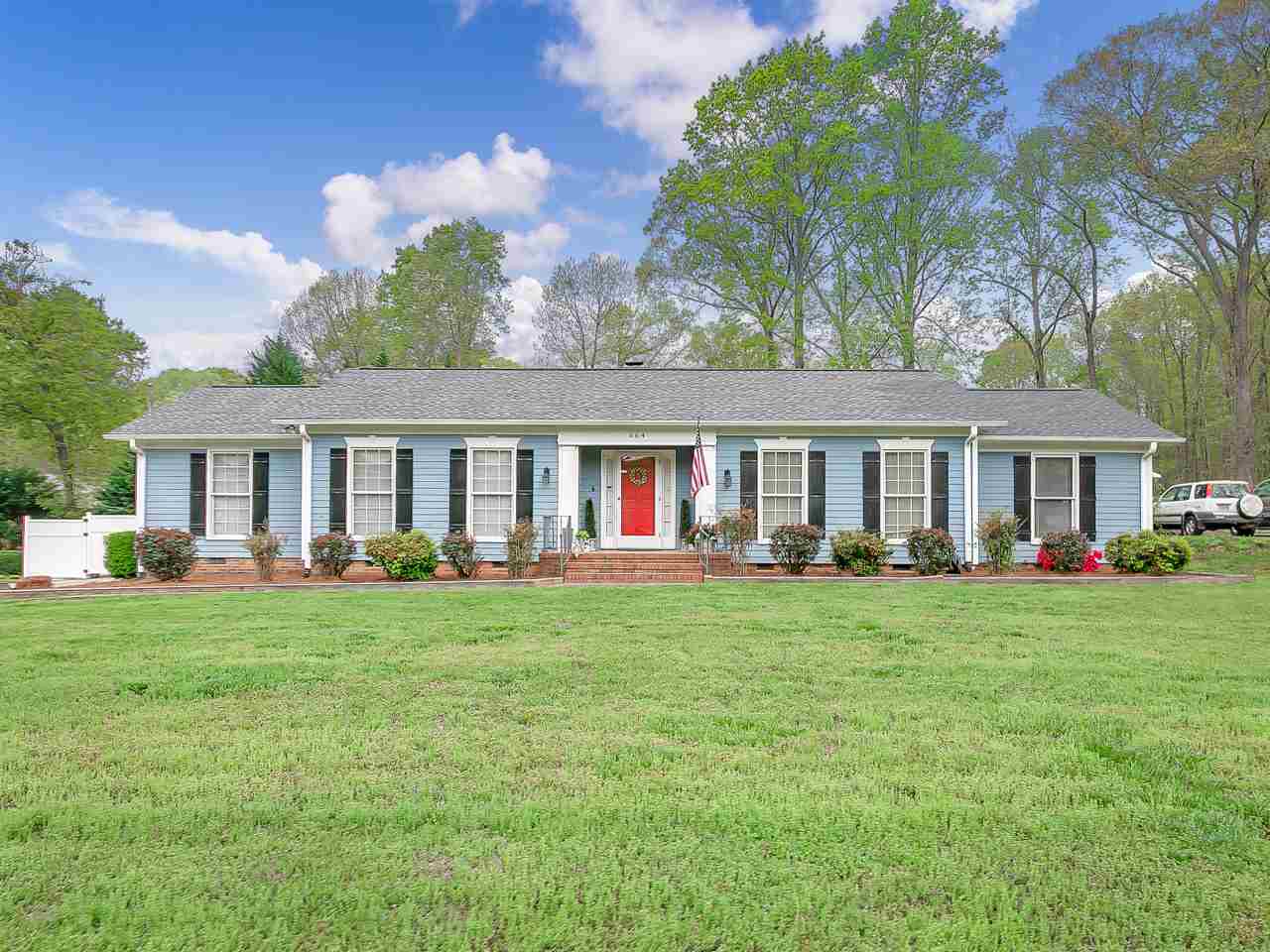 Property Photo:  664 Stafford Ave  SC 29302-4526 