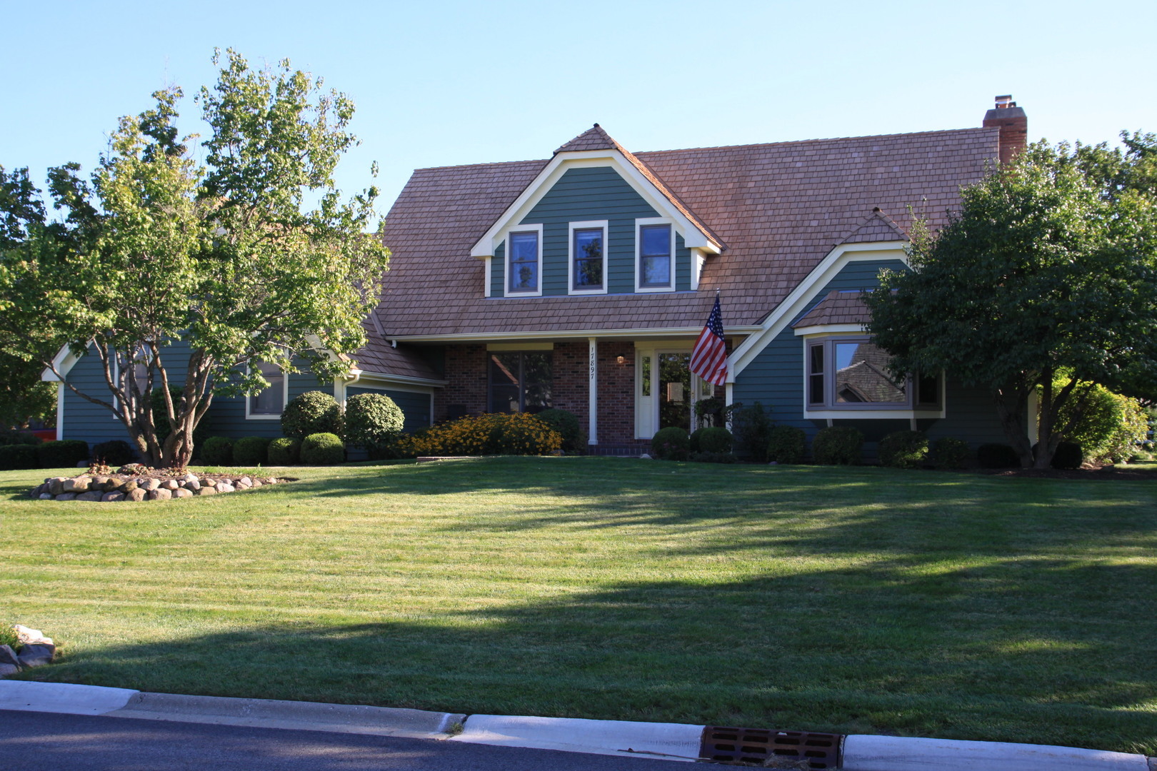 Property Photo:  17897 West Pond Ridge Circle  IL 60031 