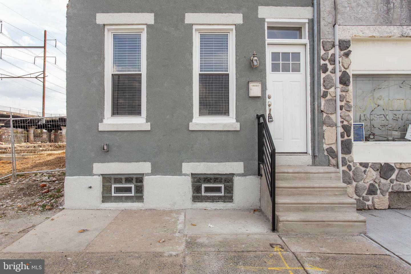 Property Photo:  2512 Dickinson Street  PA 19146 