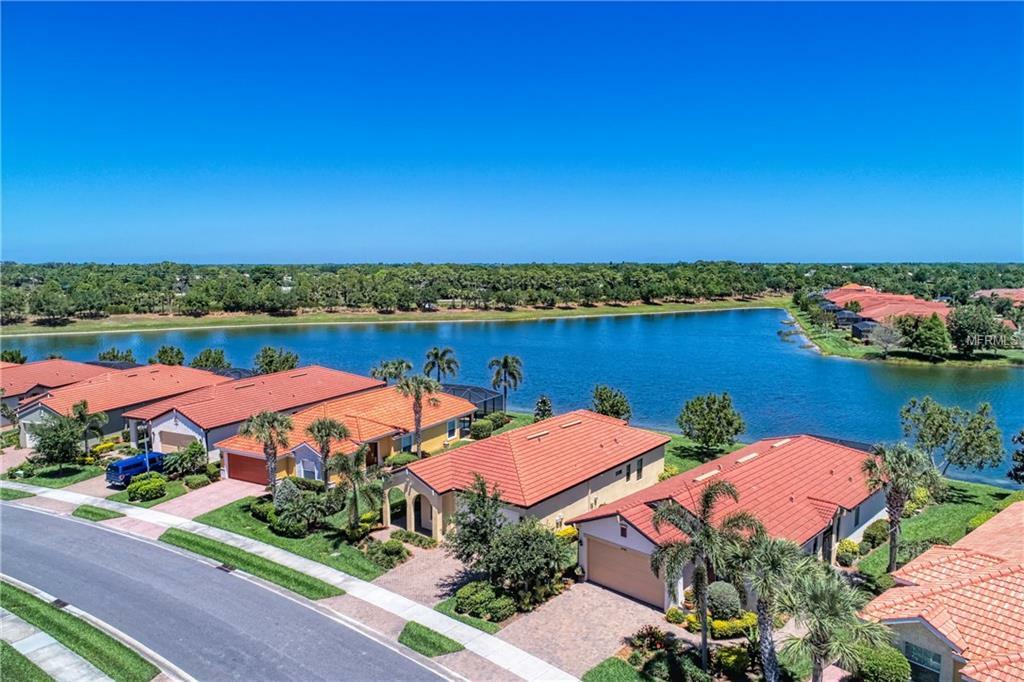 Property Photo:  10496 Crooked Creek Drive  FL 34293 