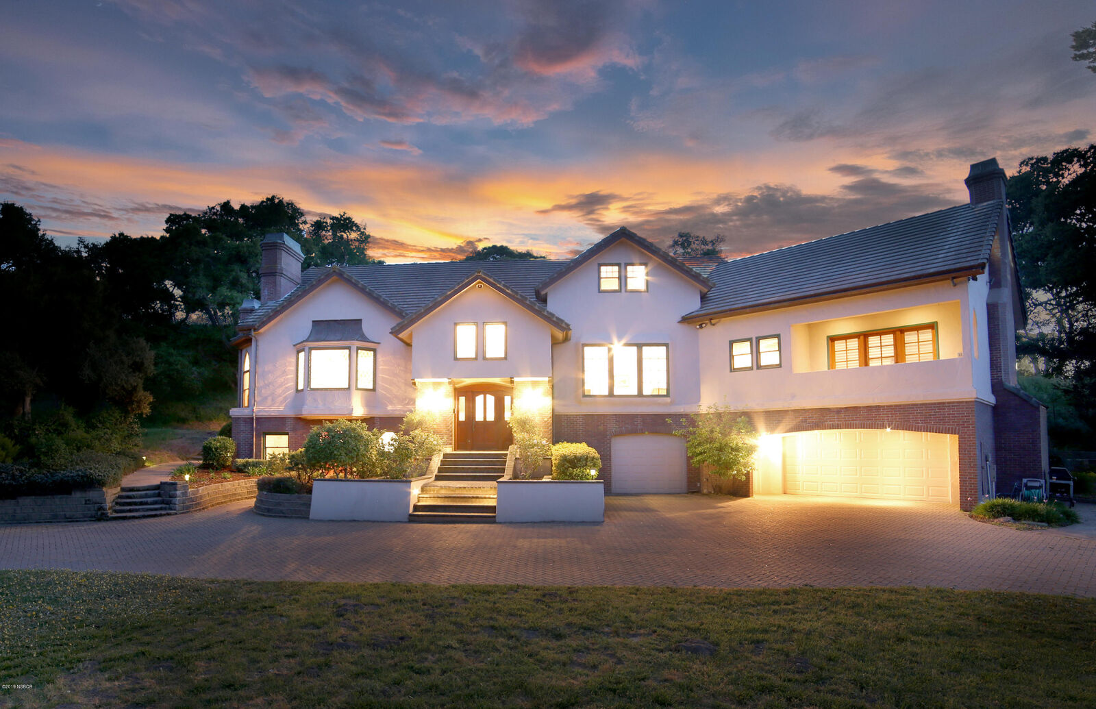 Property Photo:  5594 Hamilton Lane  CA 93455 