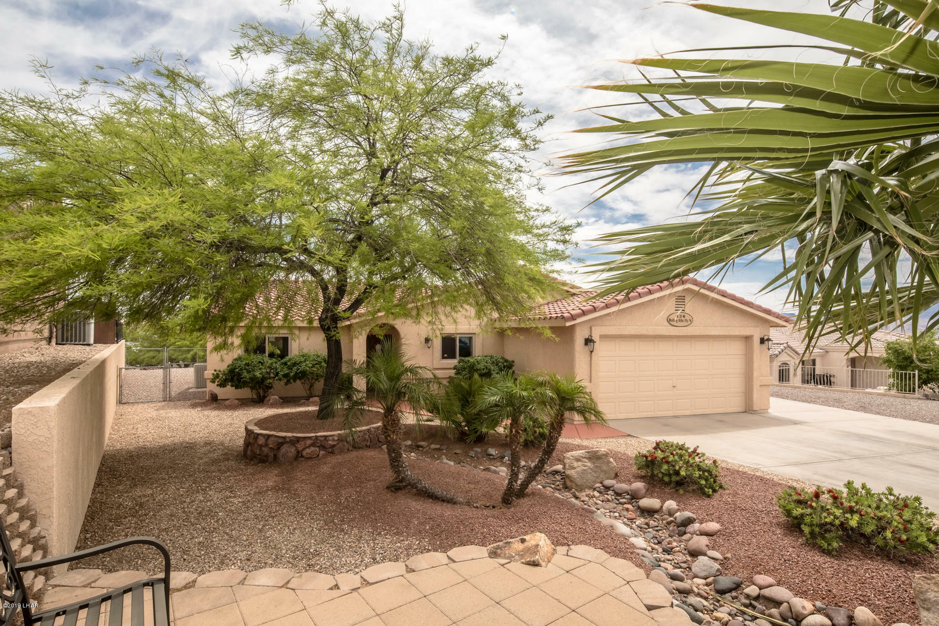 Property Photo:  836 Rolling Hills Plz  AZ 86406 