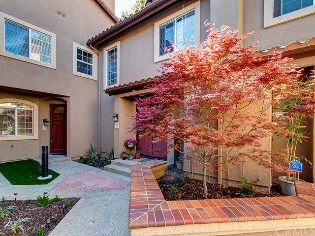 Property Photo: 21 Pasto Rico CA 92688