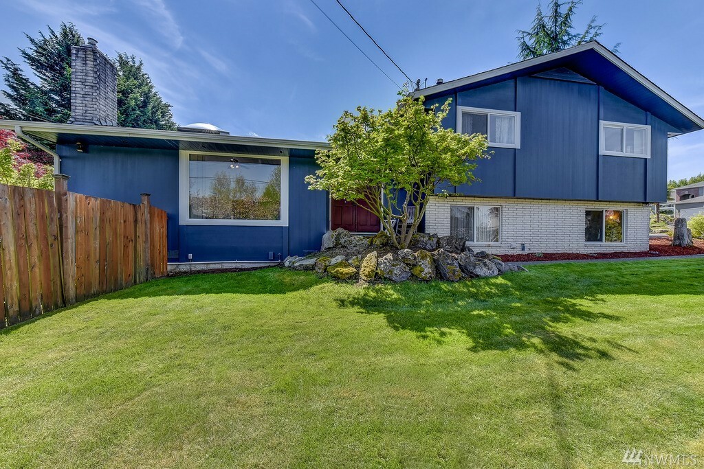 Property Photo: 3117 Mandolin Ct WA 98258