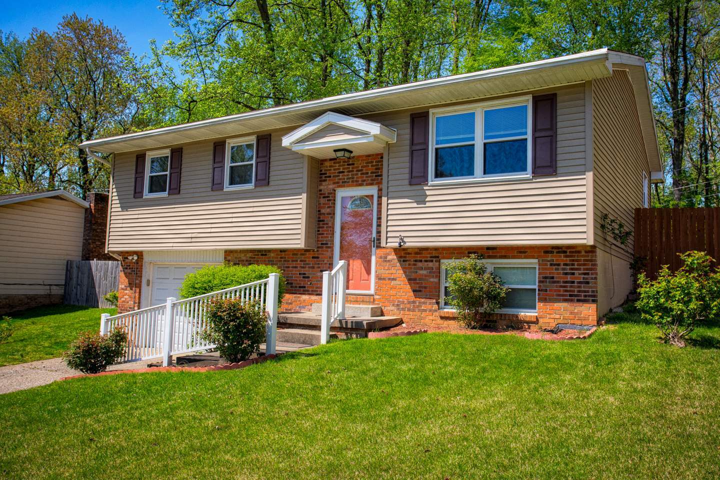 Property Photo: 5005 Shady Court IN 47712
