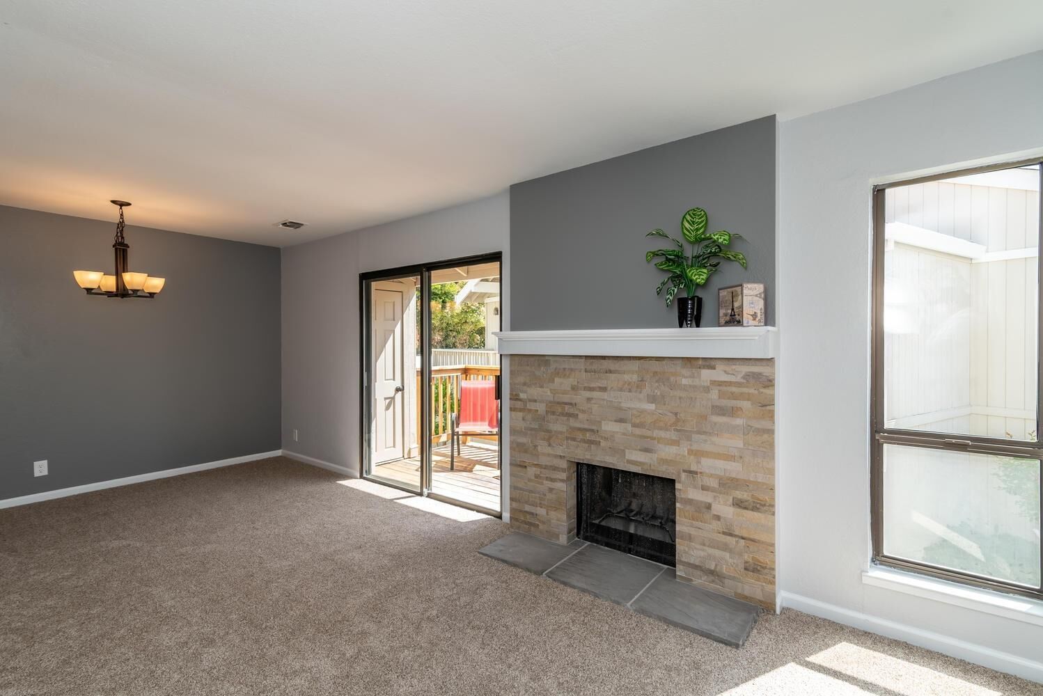Property Photo: 727 Mikkelsen Drive CA 95603